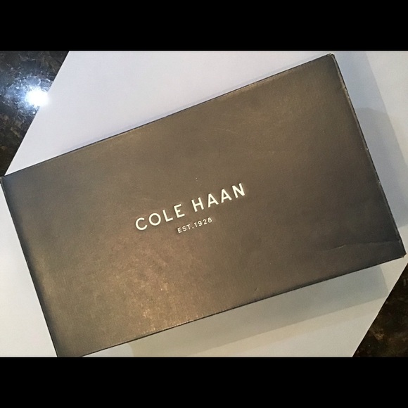 SOLD - Cole Hahn Ascot Loafer - Picture 6 of 6